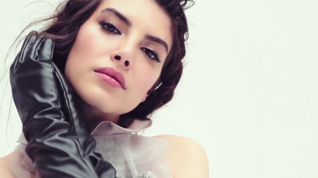 Deniz Baysal sürpriz bir kararla herkese veda etti! - Sayfa 11