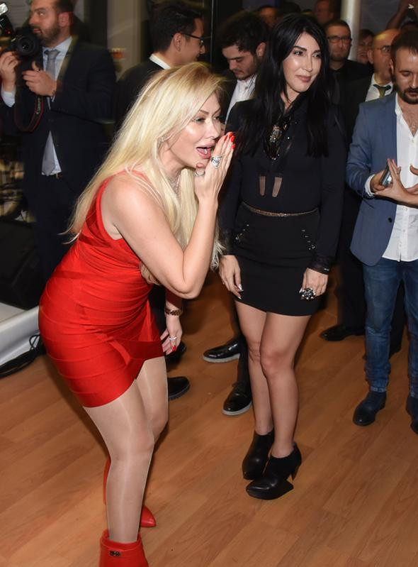 Sanat camiası bu düğünle bir araya geldi! - Sayfa 19