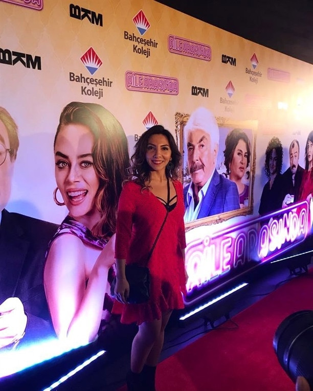 "Aile Arasında"nın galasına ünlü yağmuru! - Sayfa 21