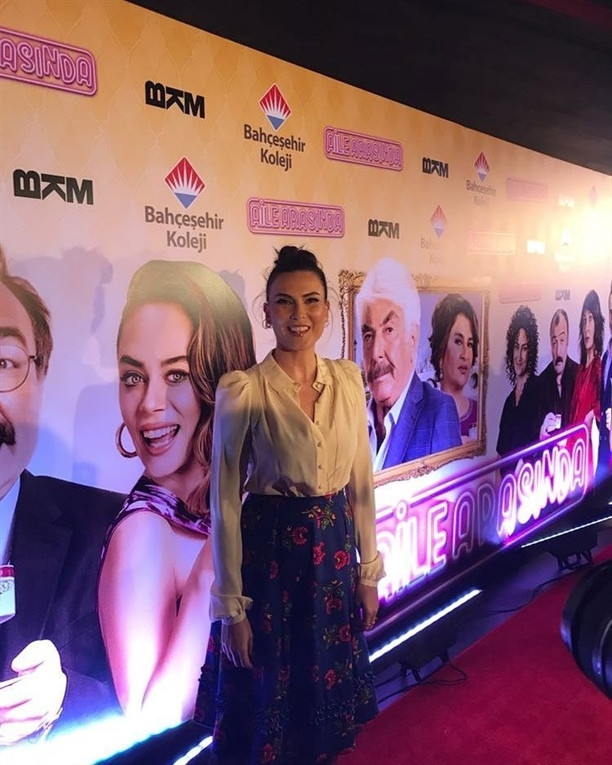 "Aile Arasında"nın galasına ünlü yağmuru! - Sayfa 13