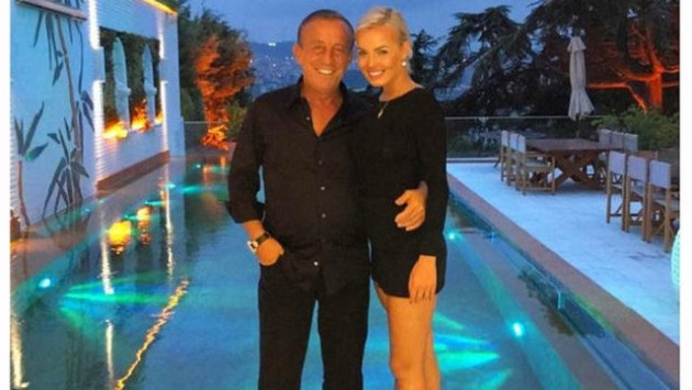 Ali Ağaoğlu'nun sevgilisi Duygu Su Gülpınar geri döndü! - Sayfa 20