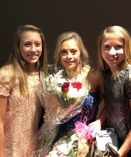 Güzellik yarışmasında dünyada bir ilki başardı! - Sayfa 15