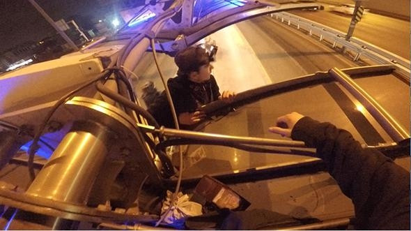 Metrobüsün 'üstünde' 12 durak gitti! - Sayfa 10