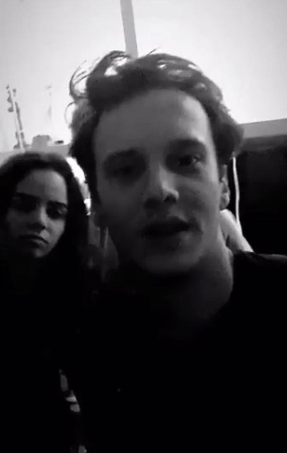 Ünlü şarkıcı Edis'e sevgilisinden büyük jest! - Sayfa 6