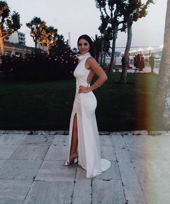 Ünlü şarkıcı Edis'e sevgilisinden büyük jest! - Sayfa 16