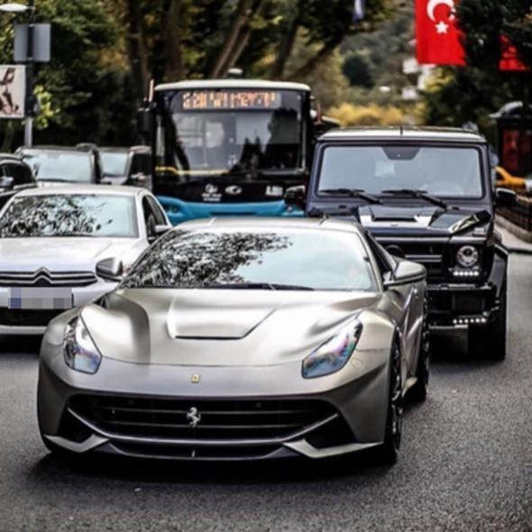 İstanbul’un en zengin çocukları... - Sayfa 26