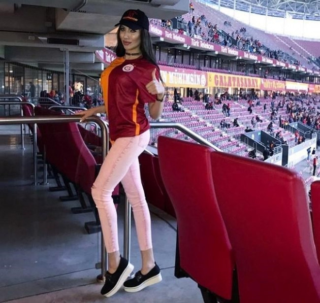 Tuğçe Aral Gomis için geldi - Sayfa 15