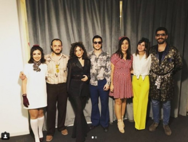 Cem Yılmaz hem sevgilisi hem de eski eşiyle geçmişe gitti! - Sayfa 12