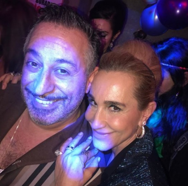 Cem Yılmaz hem sevgilisi hem de eski eşiyle geçmişe gitti! - Sayfa 7