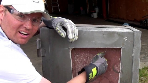 Dedesinden kalan kasanın içini açınca gözlerine inanamadı! - Sayfa 13