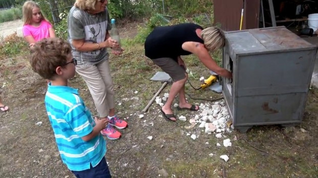 Dedesinden kalan kasanın içini açınca gözlerine inanamadı! - Sayfa 16