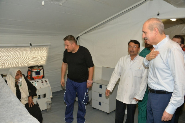 Numan Kurtulmuş mülteci kamplarını ziyaret etti / GALERİ - Sayfa 68