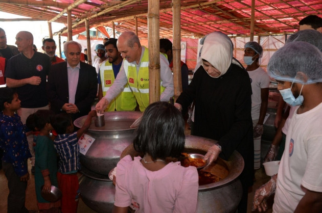 Numan Kurtulmuş mülteci kamplarını ziyaret etti / GALERİ - Sayfa 43