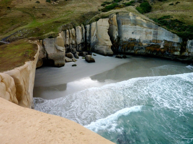 Bu tünel öyle bir yere açılıyor ki... - Sayfa 13