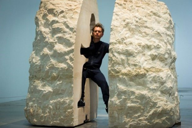 Ünlü sanatçı kuluçkaya yattı! - Sayfa 13