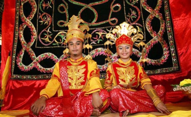 Kaybettikleri her insan için bir parmak kesiyorlar! - Sayfa 7